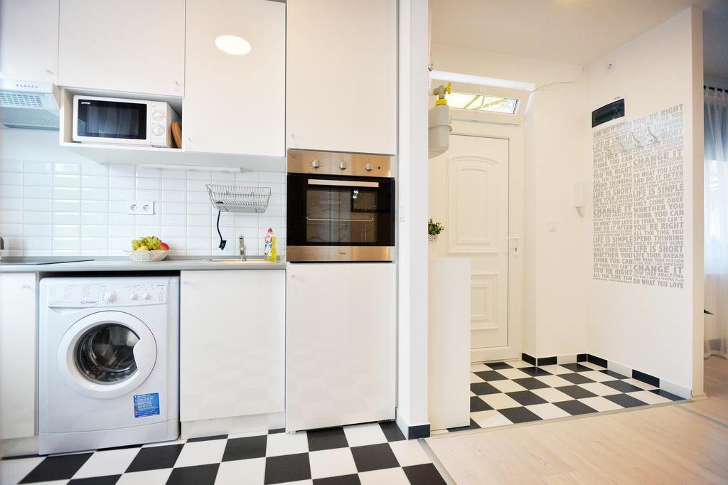 Enjoy Apartman Eger Exterior foto